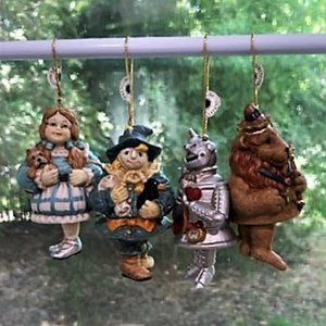 NWT Wizard of Oz RARE Ceramic 4 pc Bell Ornaments